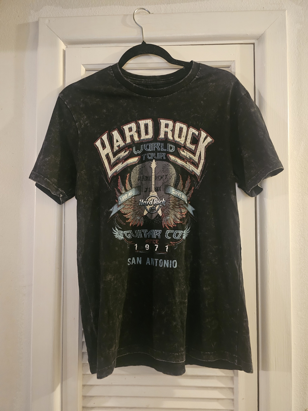 3/$13 Hard Rock Cafe Black Vintage-Style Graphic Tee with Multicolor Print